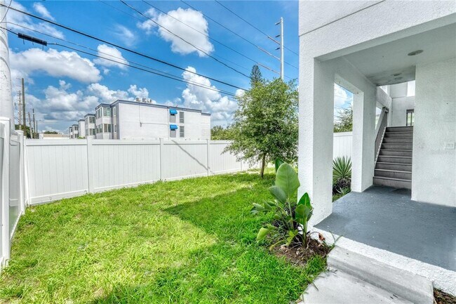 Foto del edificio - 3501 3rd Ave N