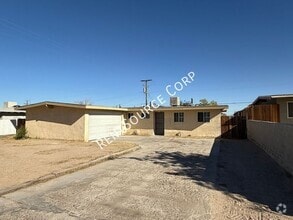 Building Photo - 25498 Dayton Ave