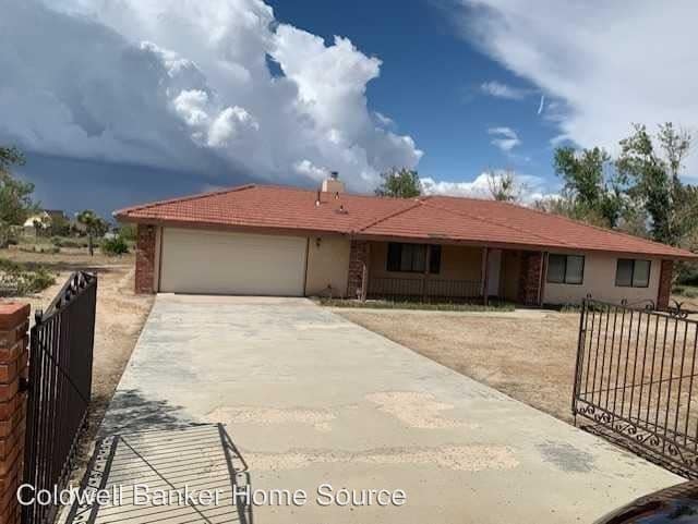 Primary Photo - 3 br, 2.5 bath House - 3880 Nielson Road