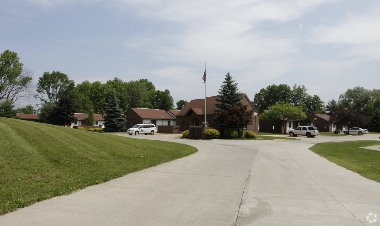 Building Photo - Garretthouse Apartments