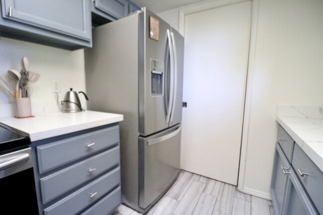 Foto del edificio - 1352 E Highland Ave