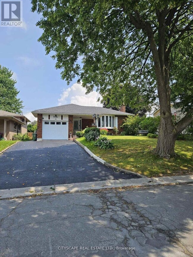 Building Photo - 11 Runnymede Rd