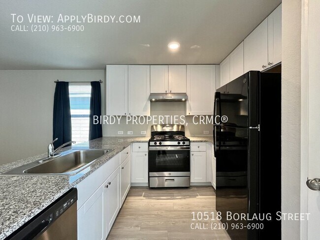 Building Photo - **3 Bed, 2 Bath Home Located in Converse, ...