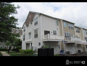 Building Photo - 2101 Ethan Ln