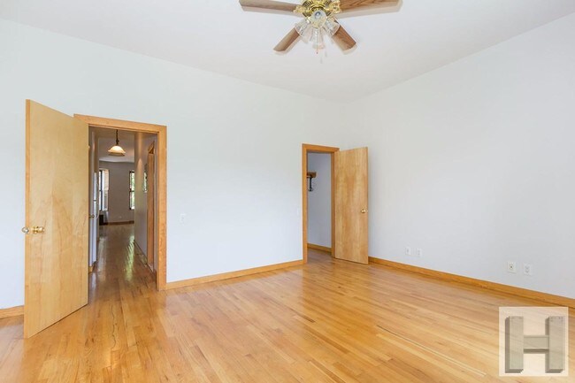 Building Photo - 120 W 119th St