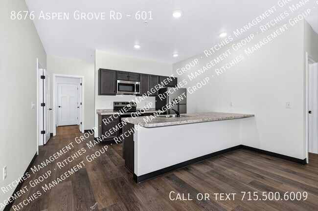 Foto del edificio - 8676 Aspen Ln