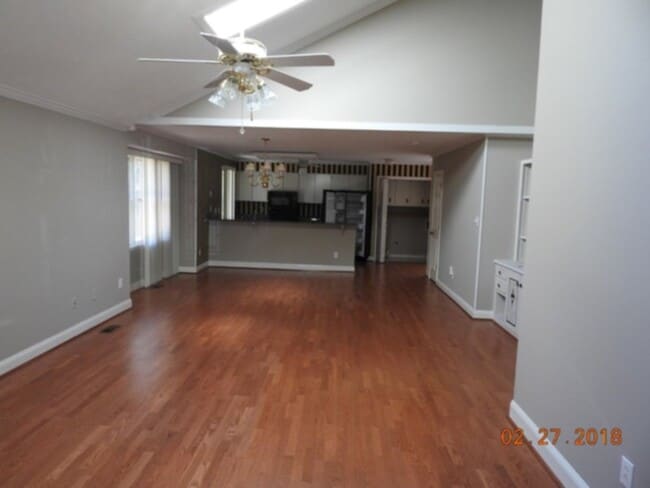 Building Photo - 1505 Westlawn Ave