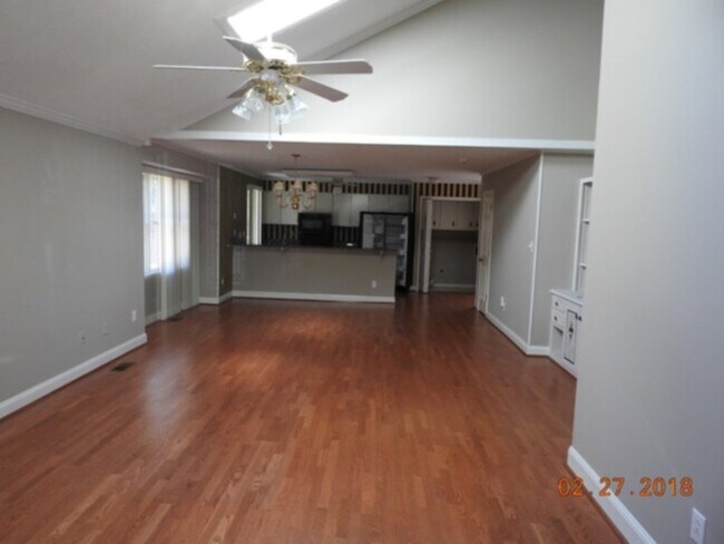 Foto del edificio - 1505 Westlawn Ave