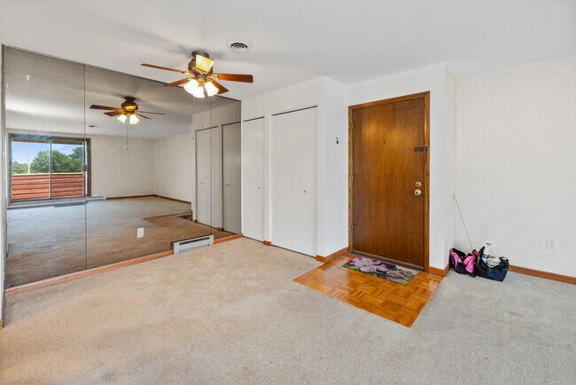 Foto del edificio - 10345 Whitnall Edge Dr