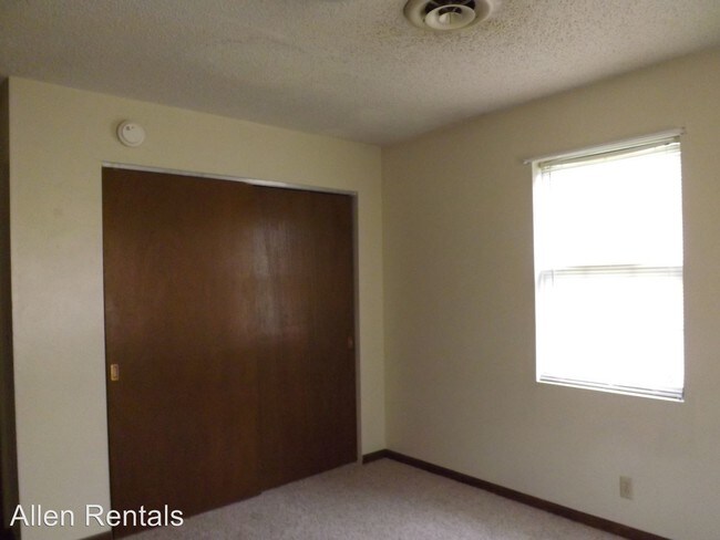 Foto del edificio - 940 Fairman Dr