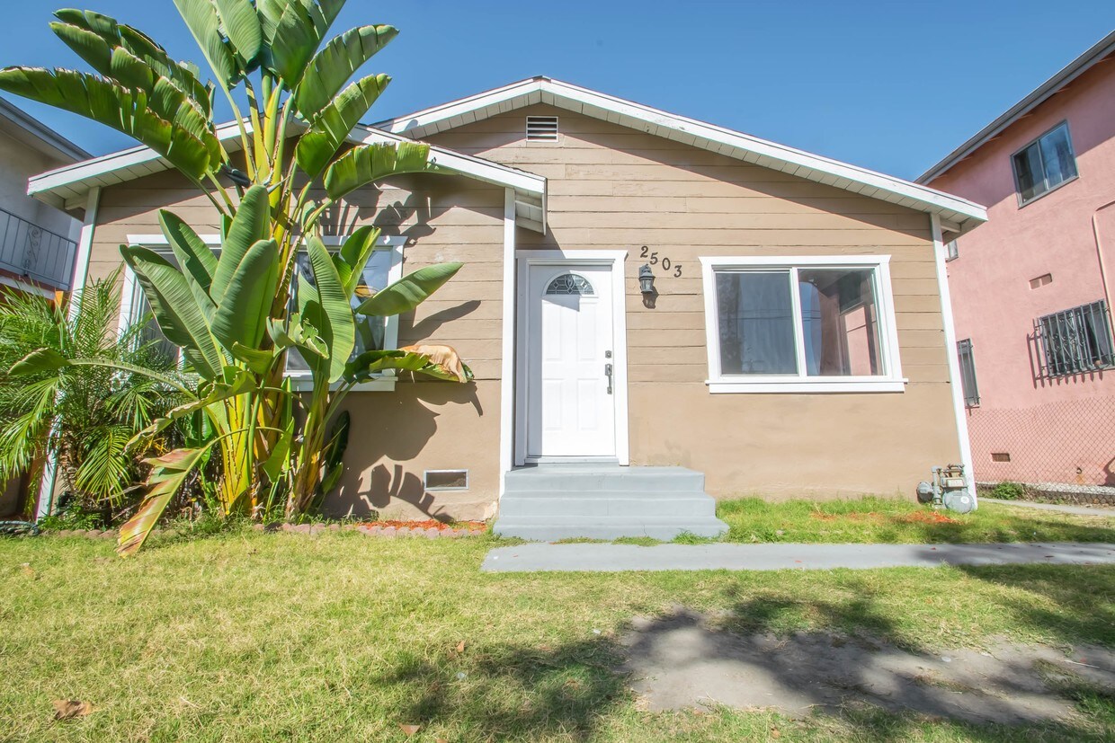 2503 Rodeo Rd, Los Angeles, CA 90018 House for Rent in Los Angeles