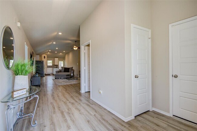 Foto del edificio - 6710 Scarlet Sagebrush St