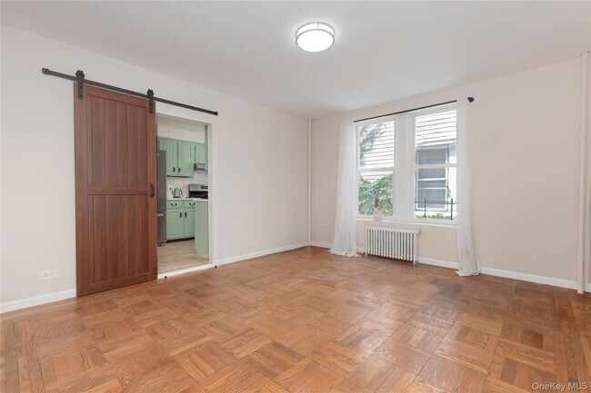 Foto del edificio - 255 Quincy Ave