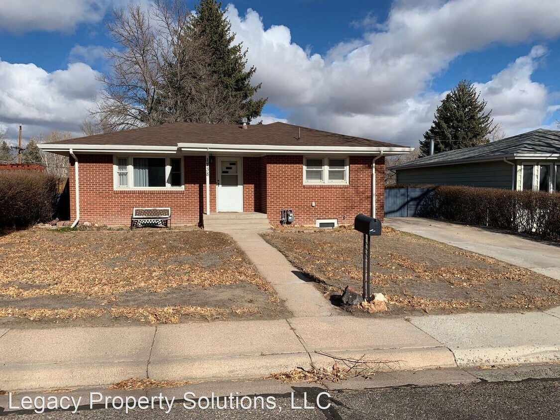 Foto principal - 4 br, 2 bath House - 1738 Oxford Drive
