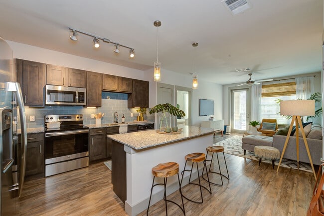 THE REFLECTION AT MONTGOMERY RIDGE apartments — community photo - THE REFLECTION AT MONTGOMERY RIDGE
