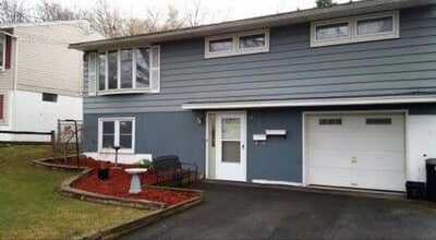 Building Photo - 313 Male Ave