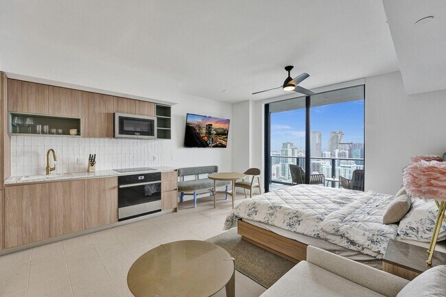 Foto del edificio - 159 NE 6th St