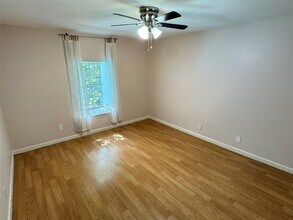 Building Photo - 2611 Marilee Ln