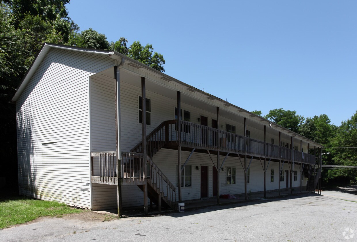 Building Photo - 3010 Ingleside Dr