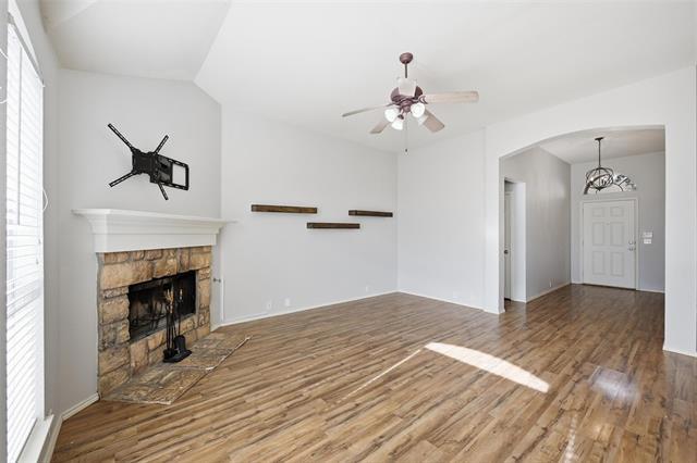 Foto del edificio - 1020 Hay Stack Ct