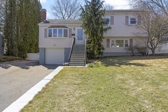 Building Photo - 160 Ravenswood Rd