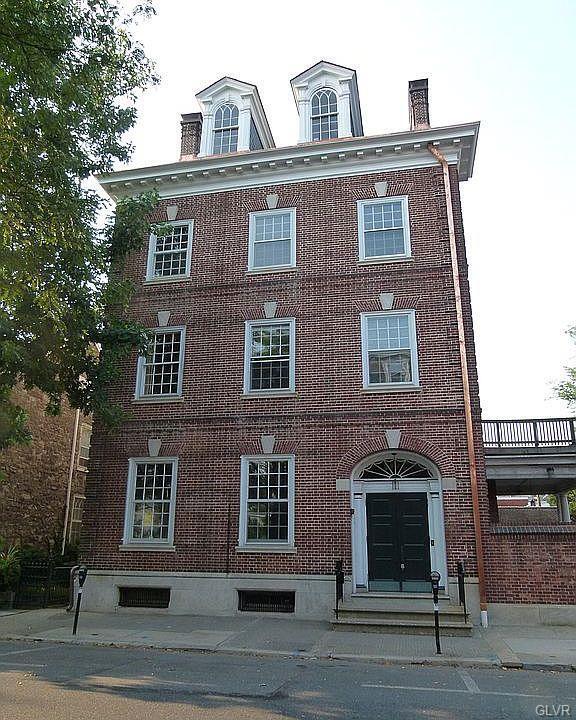Primary Photo - 214 Spring Garden St