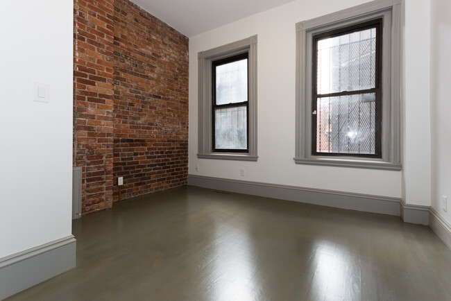 Building Photo - 11 Belvidere St