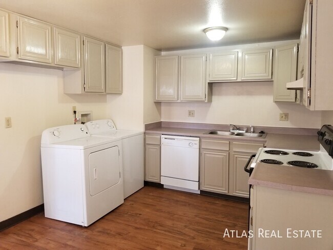 Photo - 2912 Sage St Apartment