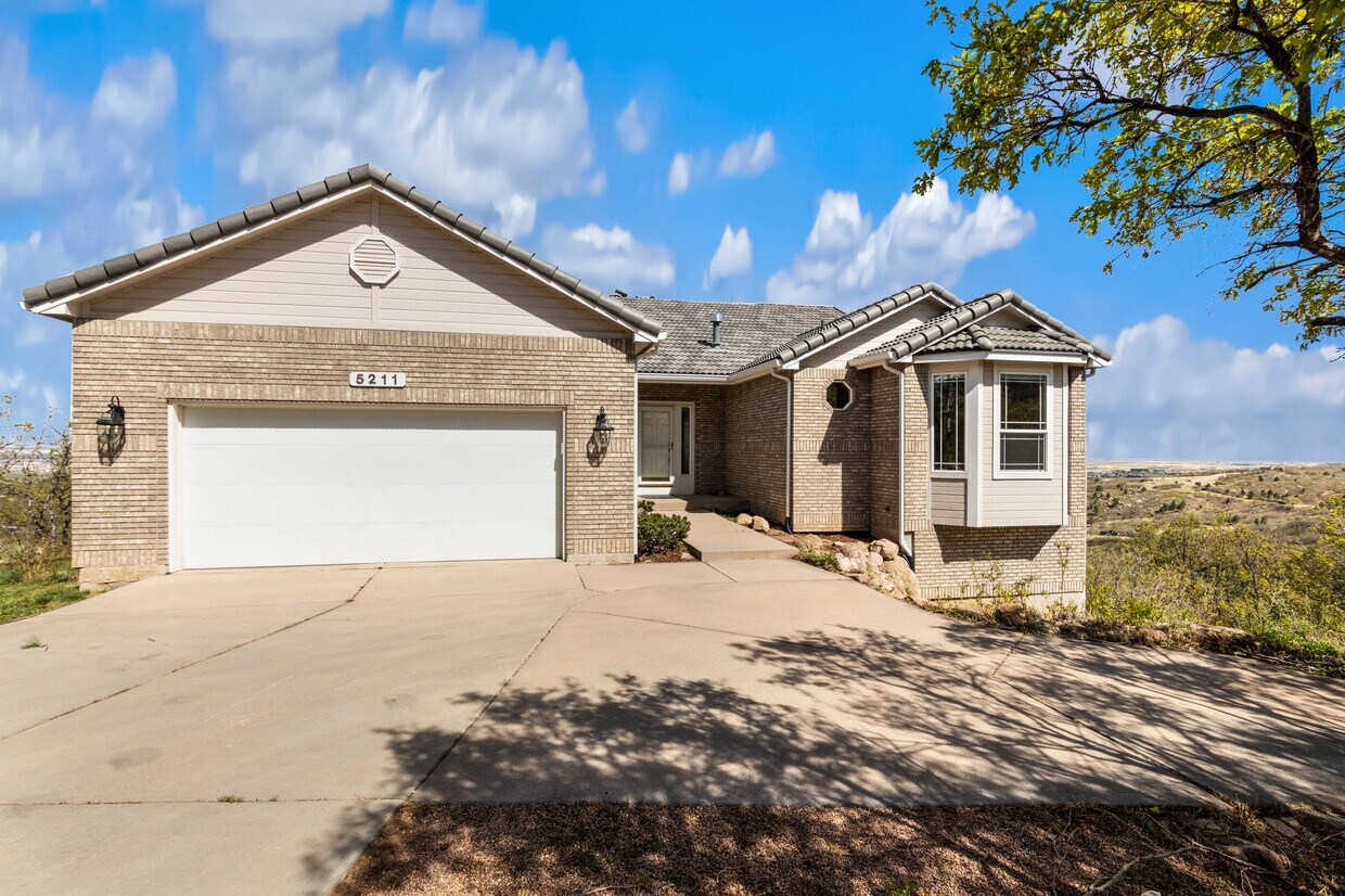 Primary Photo - 5211 Bancroft Heights