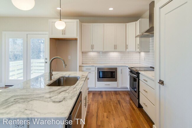 Foto del edificio - 3 br, 2.5 bath House - 2420 Stivers Street