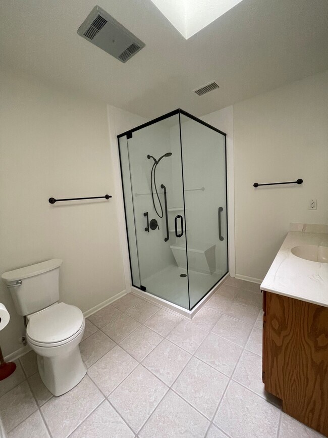 Building Photo - 309 Rim Rock Cir