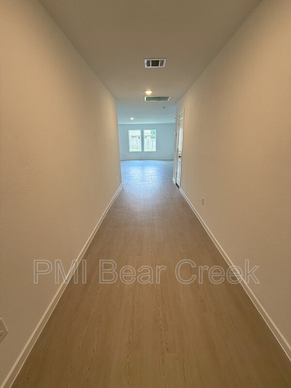 Building Photo - 25777 John Wayne Dr