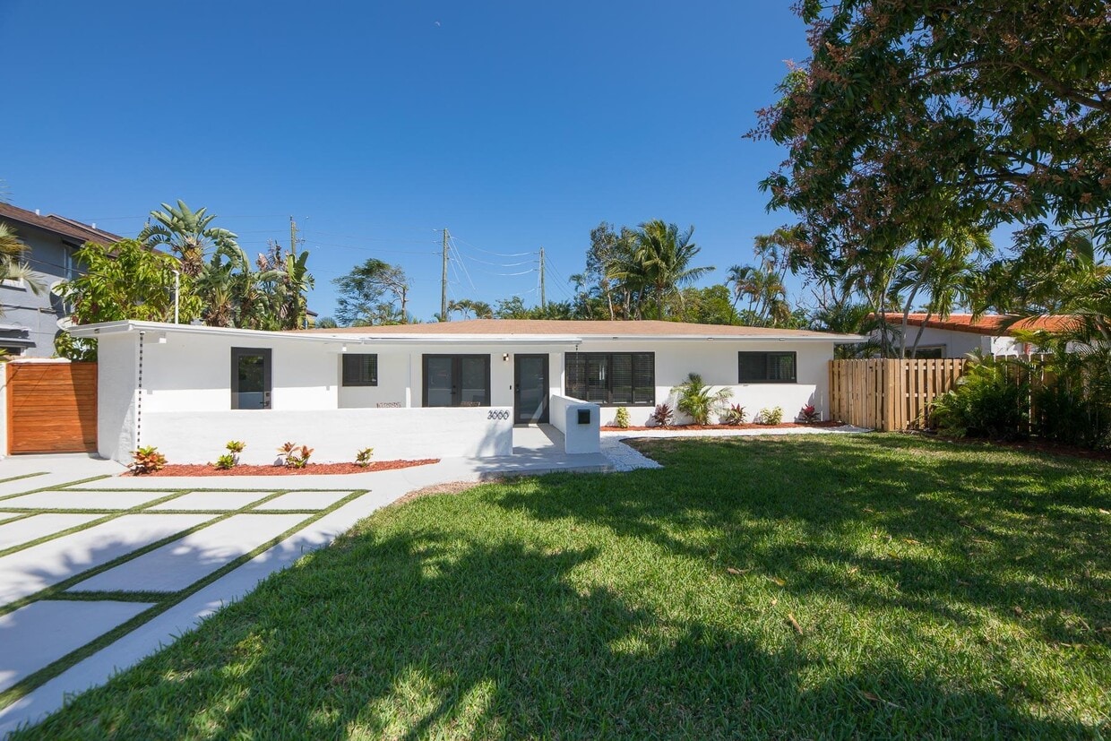 Foto principal - 3000 NE 21st Terrace