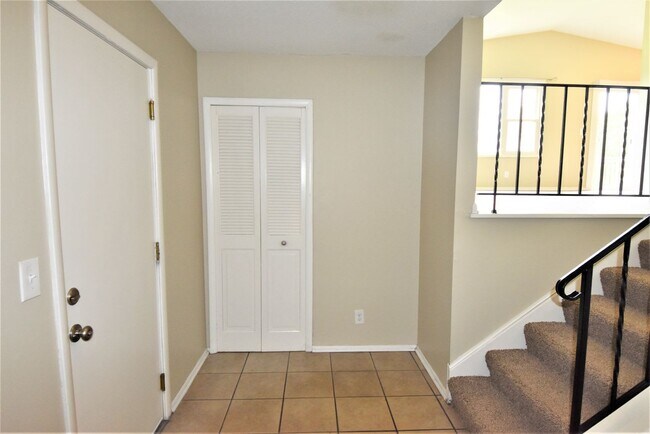 Building Photo - 8225 Xenia Ave N