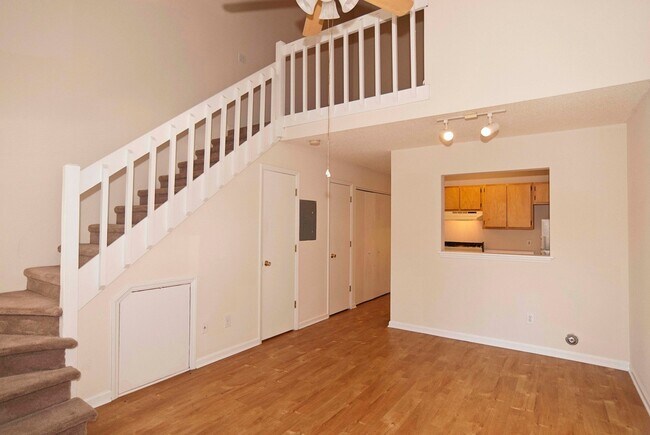 Foto del edificio - 4109 Spirea Dr