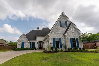 Building Photo - 2947 Paradise Dr