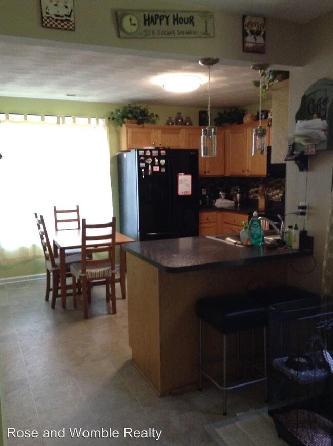 Foto del edificio - 2164 Campostella Rd
