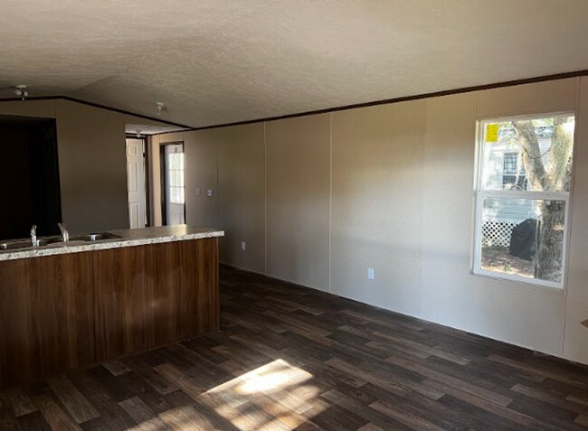 Foto del edificio - BRAND NEW HOME! 2/2 Available December 11