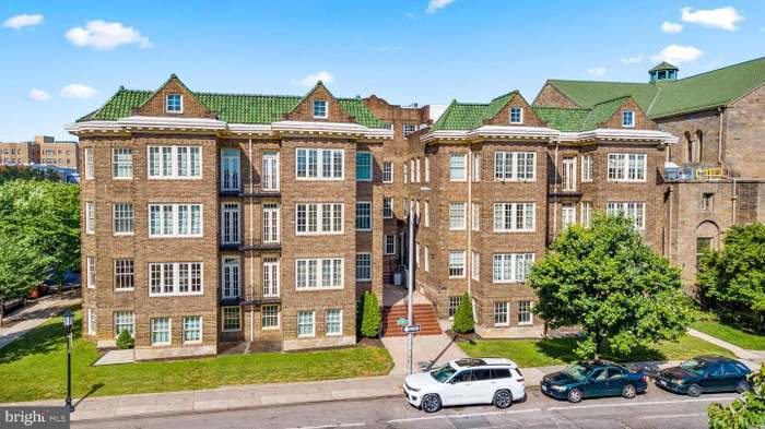 Primary Photo - 2511 Eutaw Pl
