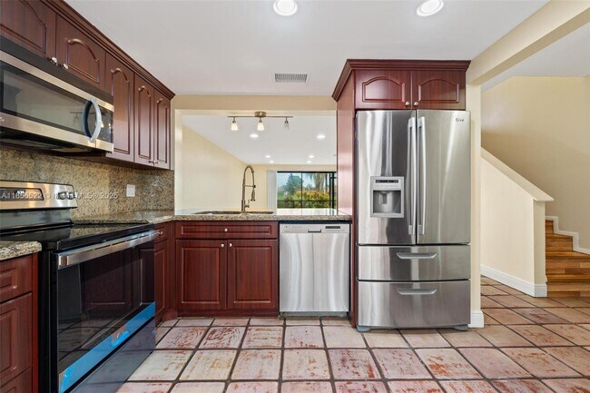 Foto del edificio - 4651 NW 90th Ave