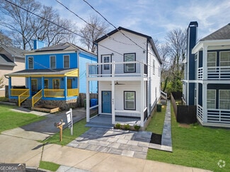 Building Photo - 962 Welch St SW