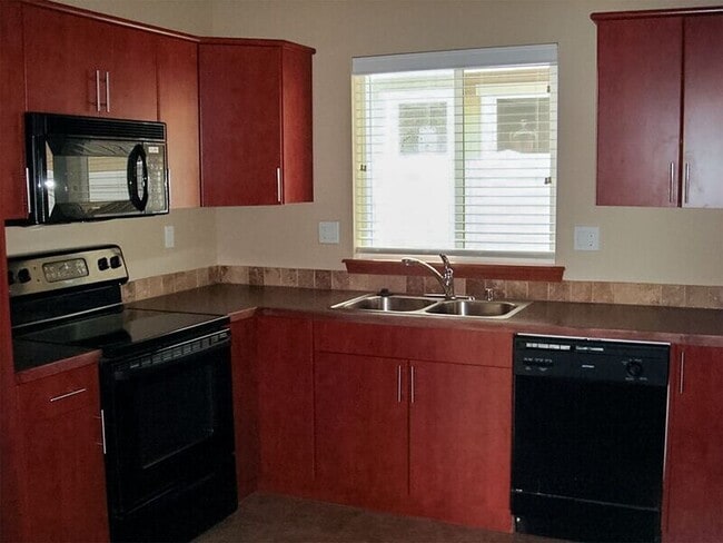 Building Photo - 540 Fort St