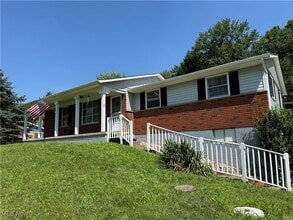 Building Photo - 46671 Almar W Ln