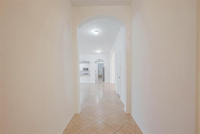 Building Photo - 47 Sagamore Ridge Pl