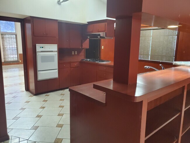 Foto del edificio - 8527 Glenaire St