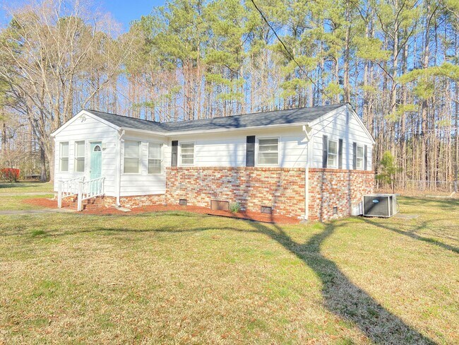 Building Photo - 1073 Scenic Blvd