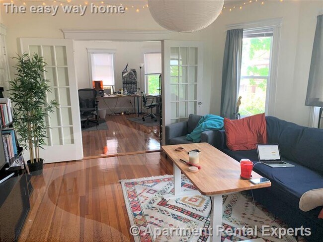 Foto del edificio - 11 Myrick St