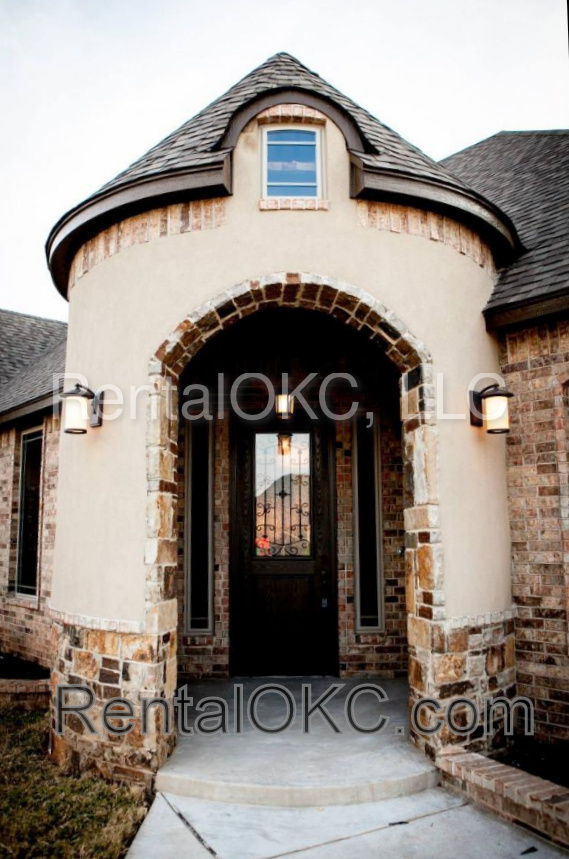 Building Photo - 8512 SW 57th St