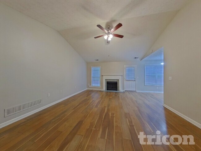 Building Photo - 304 Johnny Ln