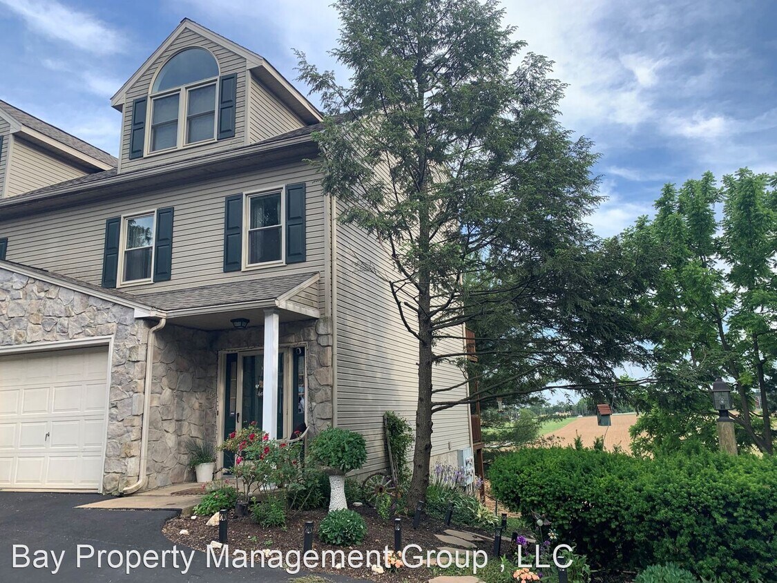 Foto principal - 2 br, 1.5 bath House - 26 Laurel Ridge